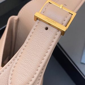 YSL LE 5 À 7 SOFT SMALL HOBO BAG IN SMOOTH LEATHER