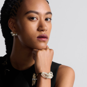 DIOR D-Bow Bangle