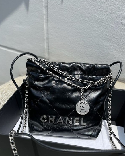 22 Handbag