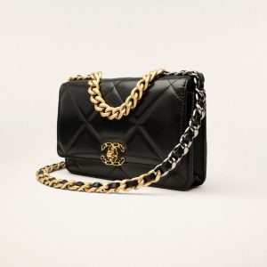 19 WALLET ON CHAIN