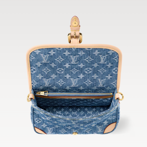 Louis Vuitton Diane M13070