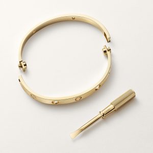 CARTIER LOVE BRACELET, CLASSIC MODEL, BRUSHED, 4 DIAMONDS