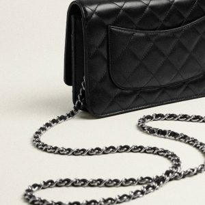 CLASSIC WALLET ON CHAIN