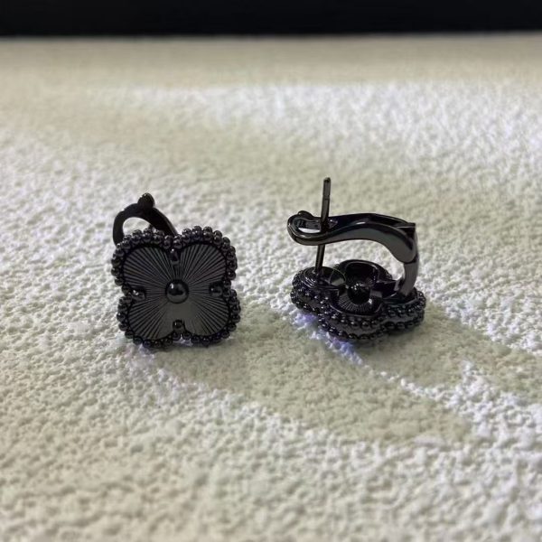 Van Cleef & Arpels Magic Alhambra earrings