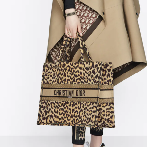 DIOR LARGE  BOOK TOTE