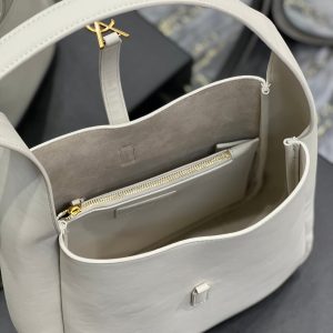 YSL LE 5 À 7 SOFT SMALL HOBO BAG IN SMOOTH LEATHER