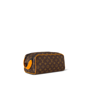Louis Vuitton M46696 Dopp Kit