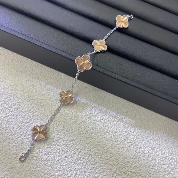 Van Cleef & Arpels Vintage Alhambra bracelet, 5 motifs