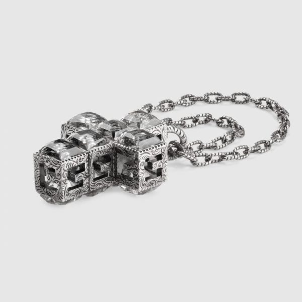 GUCCI NECKLACE WITH G QUADRO
