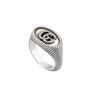 GUCCI INTERLOCKING G CHEVALIER RING IN SILVER