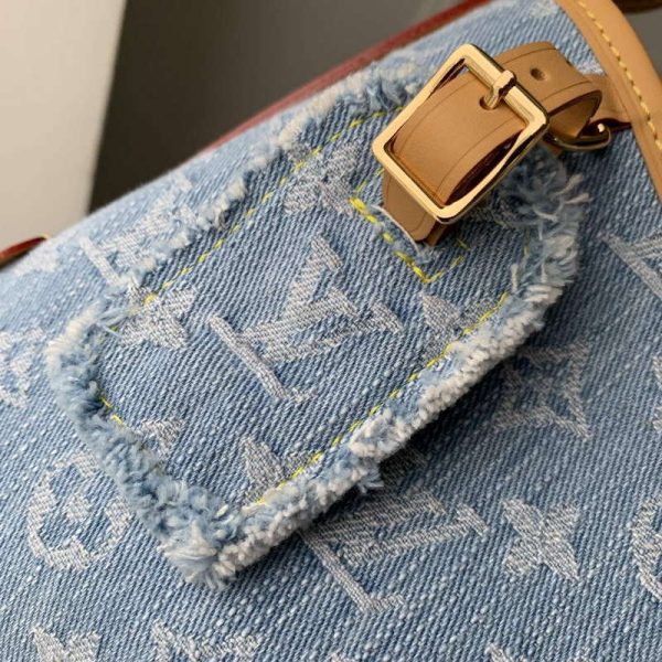 Louis Vuitton CarryAll PM M11462