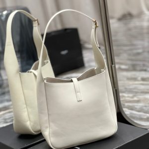 YSL LE 5 À 7 SOFT SMALL HOBO BAG IN SMOOTH LEATHER