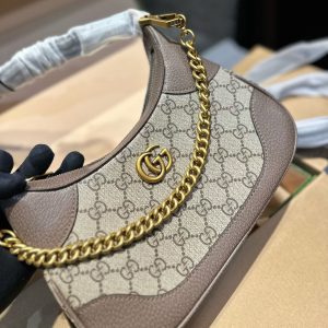 GUCCI Aphrodite Small Chain Shoulder Bag