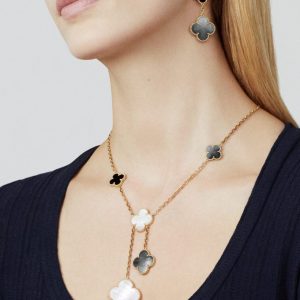 Van Cleef & Arpels Magic Alhambra earrings, 3 motifs