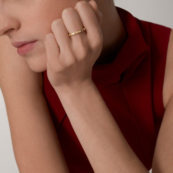 CARTIER MAILLON PANTHÈRE WEDDING BAND