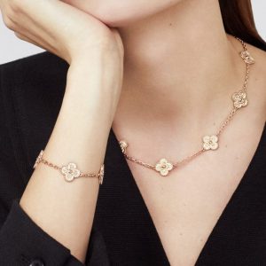 Van Cleef & Arpels Vintage Alhambra necklace, 10 motifs