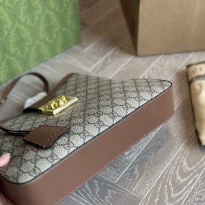 GUCCI Padlock medium shoulder