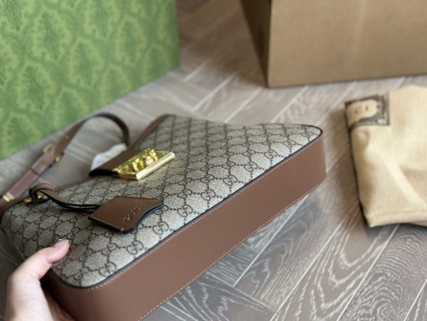 GUCCI Padlock medium shoulder