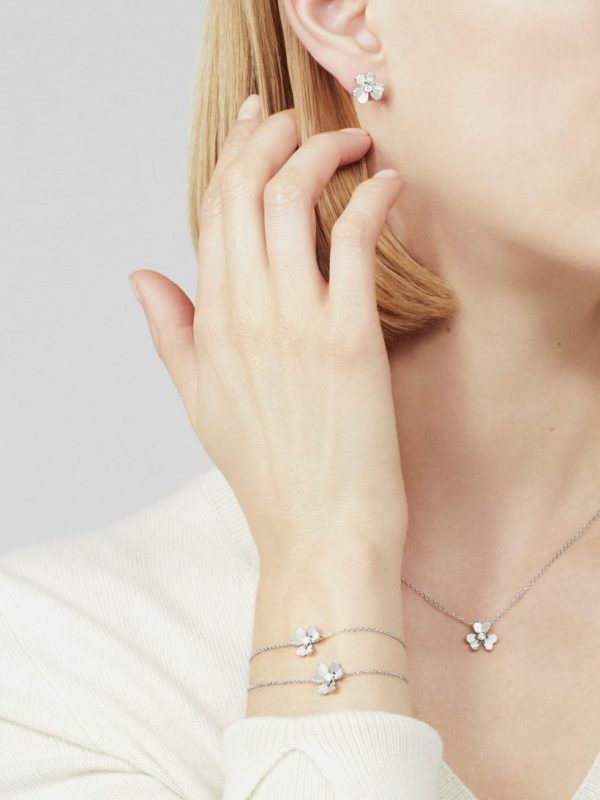 Van Cleef & Arpels Frivole earrings, mini model