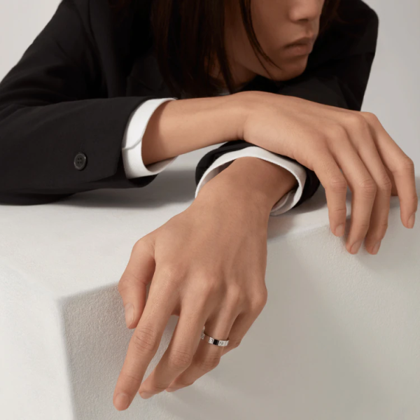 CARTIER LOVE WEDDING BAND, 1 DIAMOND