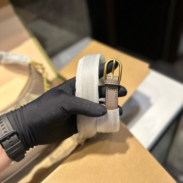 GUCCI Aphrodite Small Chain Shoulder Bag