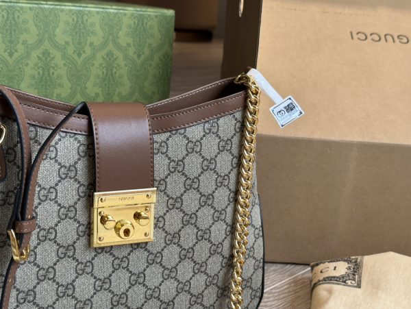 GUCCI Padlock medium shoulder