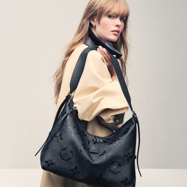Louis Vuitton CarryAll MM M46289