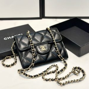 Classic Flap Chain Card Wallet Gold Metal Black