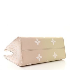 Louis Vuitton Monogram Giant Spring In The City OnTheGo MM Sunset Kaki