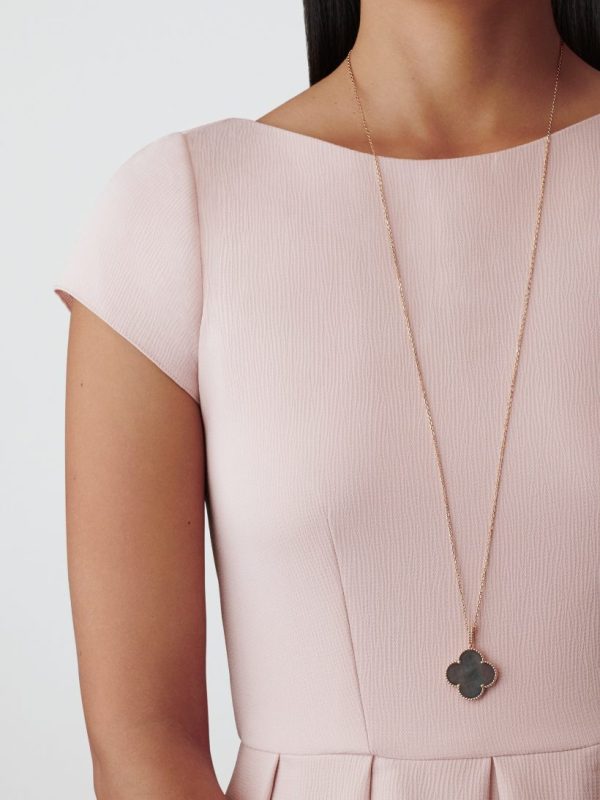 Van Cleef & Arpels Magic Alhambra long necklace, 1 motif