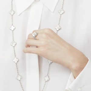 Van Cleef & Arpels Vintage Alhambra long necklace, 20 motifs
