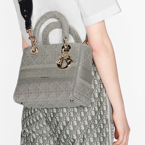 DIOR MEDIUM LADY D-LITE BAG