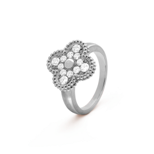 Van Cleef & Arpels Vintage Alhambra ring