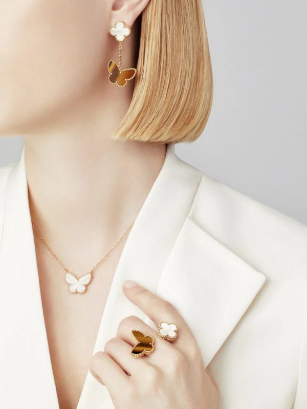 Van Cleef & Arpels Lucky Alhambra Between the Finger ring