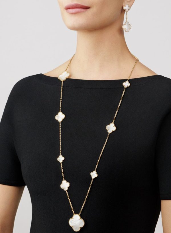 Van Cleef & Arpels Magic Alhambra long necklace, 11 motifs