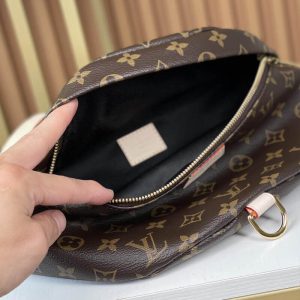 Louis Vuitton Bumbag M43644