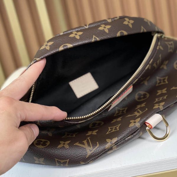 Louis Vuitton Bumbag M43644