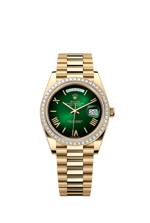 The Oyster Perpetual Day-Date 40 in 18 ct yellow gold with a gradient green dial, diamond-set bezel and President bracelet. -m228398tbr-0042